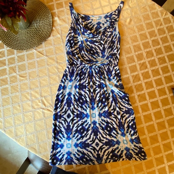 Super comfortable slip on dress. Tie dye pattern - Picture 1 of 4